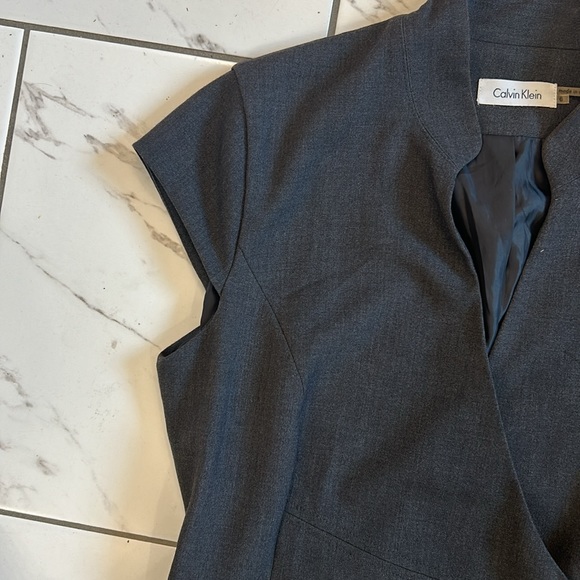 Calvin Klein Wrap Dress size 6 - Picture 7 of 12